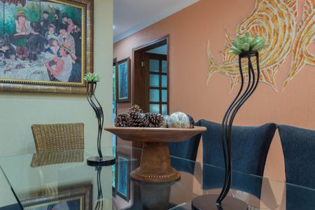 Casa à venda com 414m², 4 quartos e 6 vagasSala de Jantar