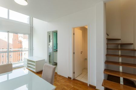 Sala de apartamento para alugar com 1 quarto, 48m² em Vila Nova Conceição, São Paulo