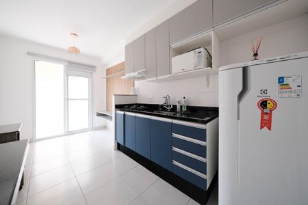 Sala/Cozinha de apartamento para alugar com 1 quarto, 34m² em Vila Penteado, São Paulo