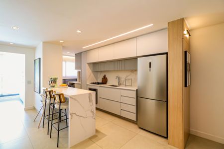 Apartamento à venda com 78m², 2 quartos e 1 vaga Apartamento à venda com 78m², 2 quartos e 1 vagaCozinha