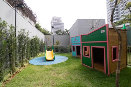 Apartamento à venda com 78m², 2 quartos e 1 vaga Apartamento à venda com 78m², 2 quartos e 1 vagaÁrea comum - Playground