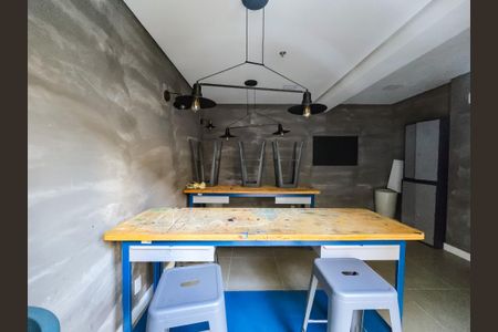 Apartamento à venda com 43m², 2 quartos e sem vaga Apartamento à venda com 43m², 2 quartos e sem vagaEspaço Reparos