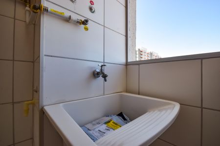 Apartamento à venda com 43m², 2 quartos e sem vaga Apartamento à venda com 43m², 2 quartos e sem vagaÁrea de Serviço
