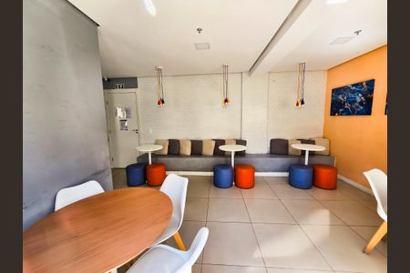 Apartamento à venda com 43m², 2 quartos e sem vaga Apartamento à venda com 43m², 2 quartos e sem vagaÁrea comum