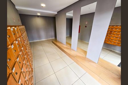 Apartamento à venda com 43m², 2 quartos e sem vaga Apartamento à venda com 43m², 2 quartos e sem vagaHall de entrada