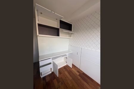 Apartamento para alugar com 68m², 2 quartos e 1 vagaQuarto 2