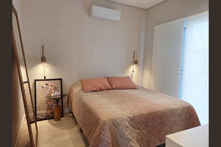 Casa de condomínio à venda com 95m², 3 quartos e 2 vagas Casa de condomínio à venda com 95m², 3 quartos e 2 vagasQuarto