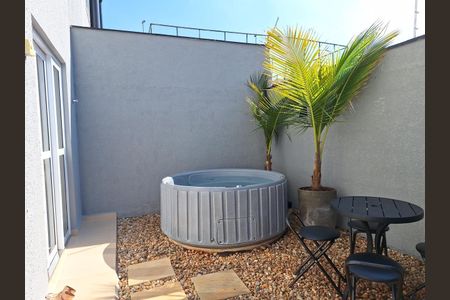 Casa de condomínio à venda com 95m², 3 quartos e 2 vagas Casa de condomínio à venda com 95m², 3 quartos e 2 vagasQuintal