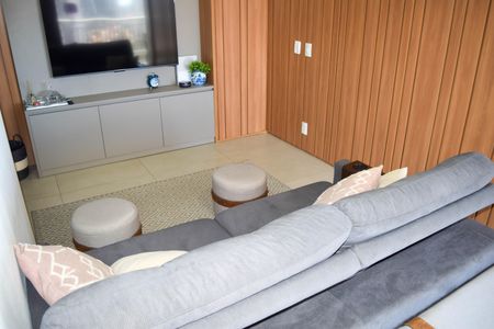 Apartamento à venda com 70m², 2 quartos e 1 vagaSala