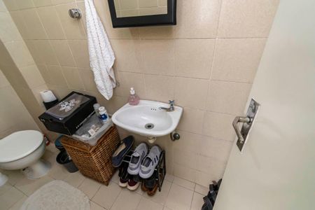 Apartamento à venda com 70m², 2 quartos e 1 vagaBanheiro de serviço