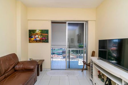 Apartamento à venda com 70m², 2 quartos e 1 vagaSala