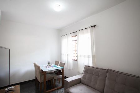 Sala de apartamento à venda com 3 quartos, 56m² em Serrano, Belo Horizonte