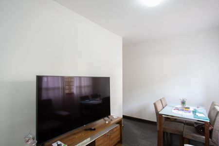 Sala de apartamento à venda com 3 quartos, 56m² em Serrano, Belo Horizonte