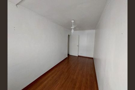 Casa à venda com 3 quartos, 169m² em Vila Scarpelli, Santo André