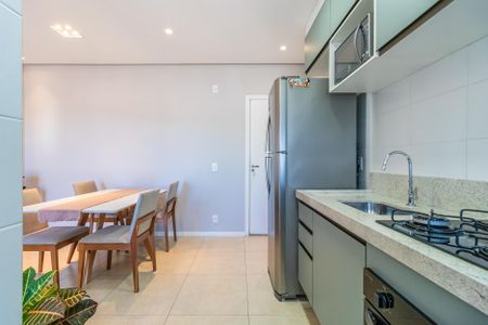 Apartamento à venda com 55m², 2 quartos e 1 vaga Apartamento à venda com 55m², 2 quartos e 1 vagaCozinha