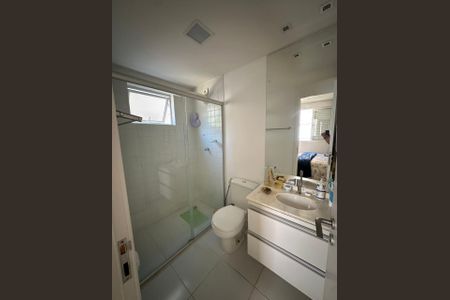 Apartamento à venda com 86m², 3 quartos e 2 vagas Apartamento à venda com 86m², 3 quartos e 2 vagasBanheiro