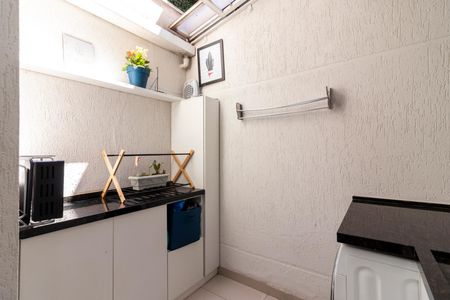 Casa de condomínio para alugar com 80m², 3 quartos e 2 vagas Casa de condomínio para alugar com 80m², 3 quartos e 2 vagasÁrea de Serviço