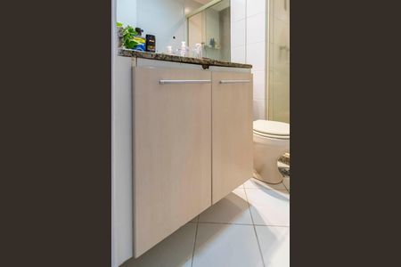 Apartamento à venda com 68m², 3 quartos e 1 vaga Apartamento à venda com 68m², 3 quartos e 1 vagaBanheiro Social