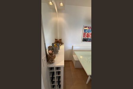 Sala de apartamento à venda com 2 quartos, 52m² em Parque Maria Domitila, São Paulo