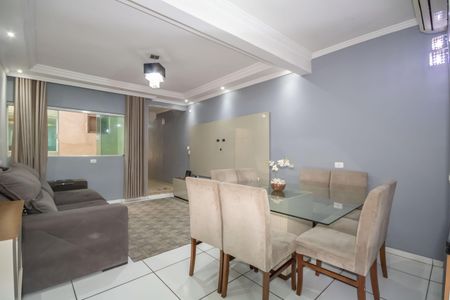 Sala de casa para alugar com 3 quartos, 120m² em Santa Maria, Osasco