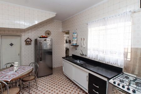 Casa à venda com 132m², 2 quartos e 1 vagaCozinha