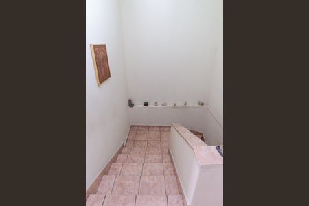 Casa à venda com 132m², 2 quartos e 1 vagaEscada 