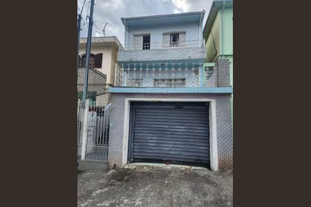 Casa à venda com 132m², 2 quartos e 1 vagaFachada