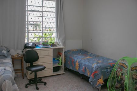 Casa à venda com 3 quartos, 280m² em Santa Cruz, Belo Horizonte