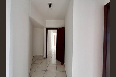 Corredor de apartamento para alugar com 2 quartos, 94m² em Jardim Chapadão, Campinas