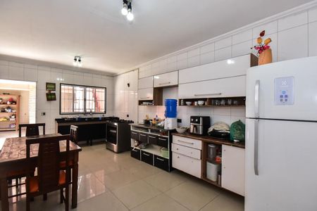 Casa à venda com 86m², 3 quartos e 3 vagasCozinha