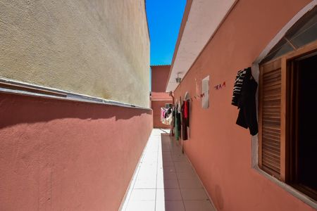 Casa à venda com 86m², 3 quartos e 3 vagasCorredor Externo