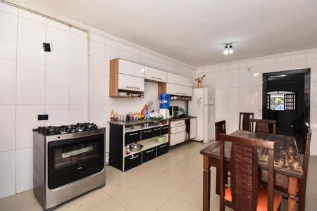 Casa à venda com 86m², 3 quartos e 3 vagasCozinha