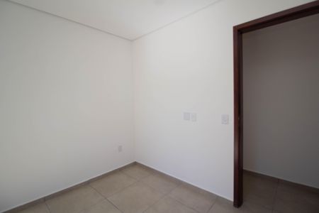 Apartamento à venda com 66m², 2 quartos e 1 vagaQuarto 2