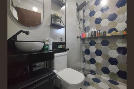 Casa para alugar com 350m², 2 quartos e 2 vagas Casa para alugar com 350m², 2 quartos e 2 vagasBanheiro da Suíte 2
