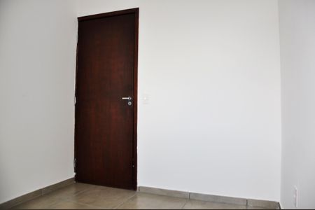 Apartamento à venda com 42m², 2 quartos e 1 vaga Apartamento à venda com 42m², 2 quartos e 1 vagaDetalhe - Quarto 01