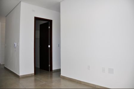 Apartamento à venda com 42m², 2 quartos e 1 vaga Apartamento à venda com 42m², 2 quartos e 1 vagaDetalhe - Sala