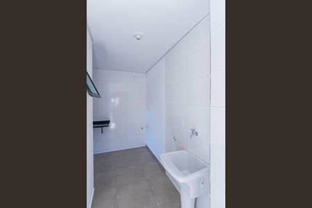 Sala, cozinha e área de serviço de apartamento à venda com 2 quartos, 42m² em Freguesia do Ó, São Paulo