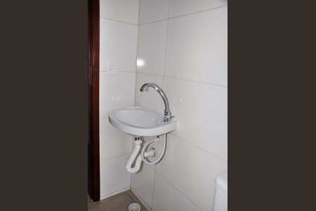 Apartamento à venda com 64m², 2 quartos e 1 vagaDetalhe - Banheiro Social