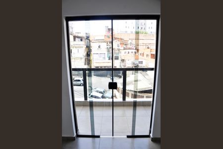 Apartamento à venda com 64m², 2 quartos e 1 vagaDetalhe - Quarto 02 com Varanda