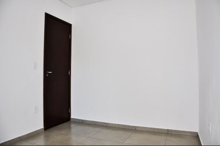 Apartamento à venda com 64m², 2 quartos e 1 vagaDetalhe - Quarto 01 com Varanda