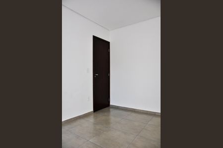 Apartamento à venda com 64m², 2 quartos e 1 vagaDetalhe - Quarto 01 com Varanda