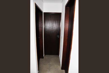 Apartamento à venda com 40m², 2 quartos e 1 vaga Apartamento à venda com 40m², 2 quartos e 1 vagaDetalhe - Corredor Quartos