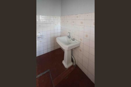 Casa para alugar com 80m², 2 quartos e sem vagaBanheiro de Serviço