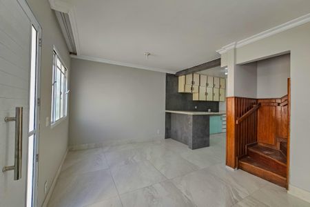 Sala de apartamento para alugar com 3 quartos, 67m² em Ipiranga, Belo Horizonte