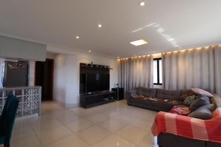 Sala de apartamento à venda com 3 quartos, 117m² em Vila Prudente, São Paulo