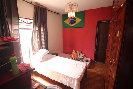 Casa para alugar com 3 quartos, 377m² em Eldorado, Contagem