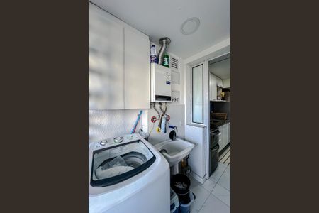 Apartamento à venda com 59m², 2 quartos e 1 vaga Apartamento à venda com 59m², 2 quartos e 1 vagaÁrea de Serviço