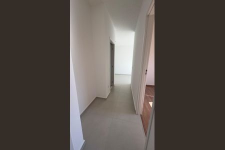 Corredor de apartamento para alugar com 2 quartos, 48m² em Palmeiras, Belo Horizonte