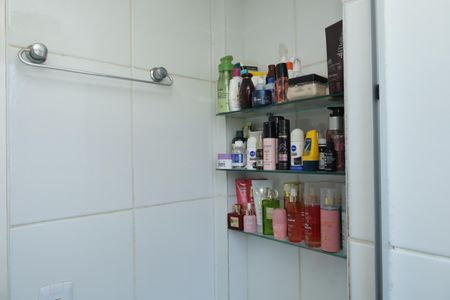 Apartamento para alugar com 47m², 2 quartos e 1 vagaBanheiro Social