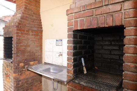 Apartamento para alugar com 47m², 2 quartos e 1 vagaÁrea comum - Churrasqueira